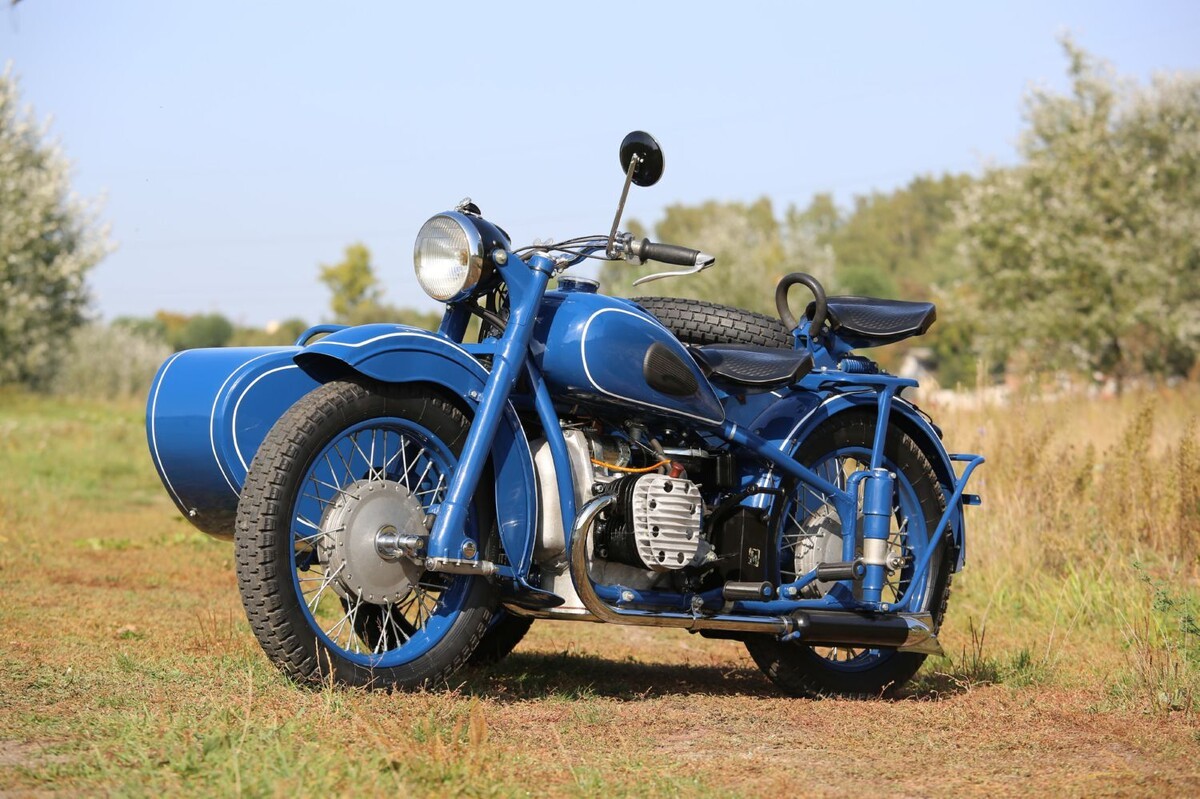 «По фотографиям сделал станок для оплётки тросов». Белорус показал реставрированный мотоцикл М-72Н 1958 г. в. «По фотографиям сделал станок для оплётки тросов». Белорус показал реставрированный мотоцикл М-72Н 1958 г. в.