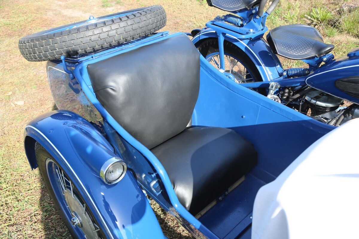 «По фотографиям сделал станок для оплётки тросов». Белорус показал реставрированный мотоцикл М-72Н 1958 г. в. «По фотографиям сделал станок для оплётки тросов». Белорус показал реставрированный мотоцикл М-72Н 1958 г. в.