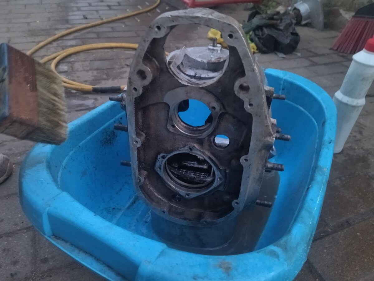 «По фотографиям сделал станок для оплётки тросов». Белорус показал реставрированный мотоцикл М-72Н 1958 г. в. «По фотографиям сделал станок для оплётки тросов». Белорус показал реставрированный мотоцикл М-72Н 1958 г. в.