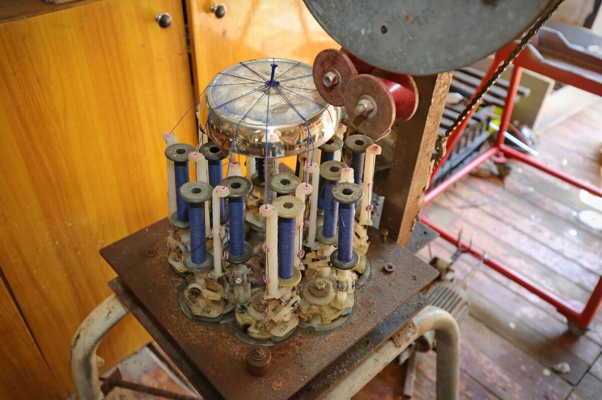 «По фотографиям сделал станок для оплётки тросов». Белорус показал реставрированный мотоцикл М-72Н 1958 г. в. «По фотографиям сделал станок для оплётки тросов». Белорус показал реставрированный мотоцикл М-72Н 1958 г. в.