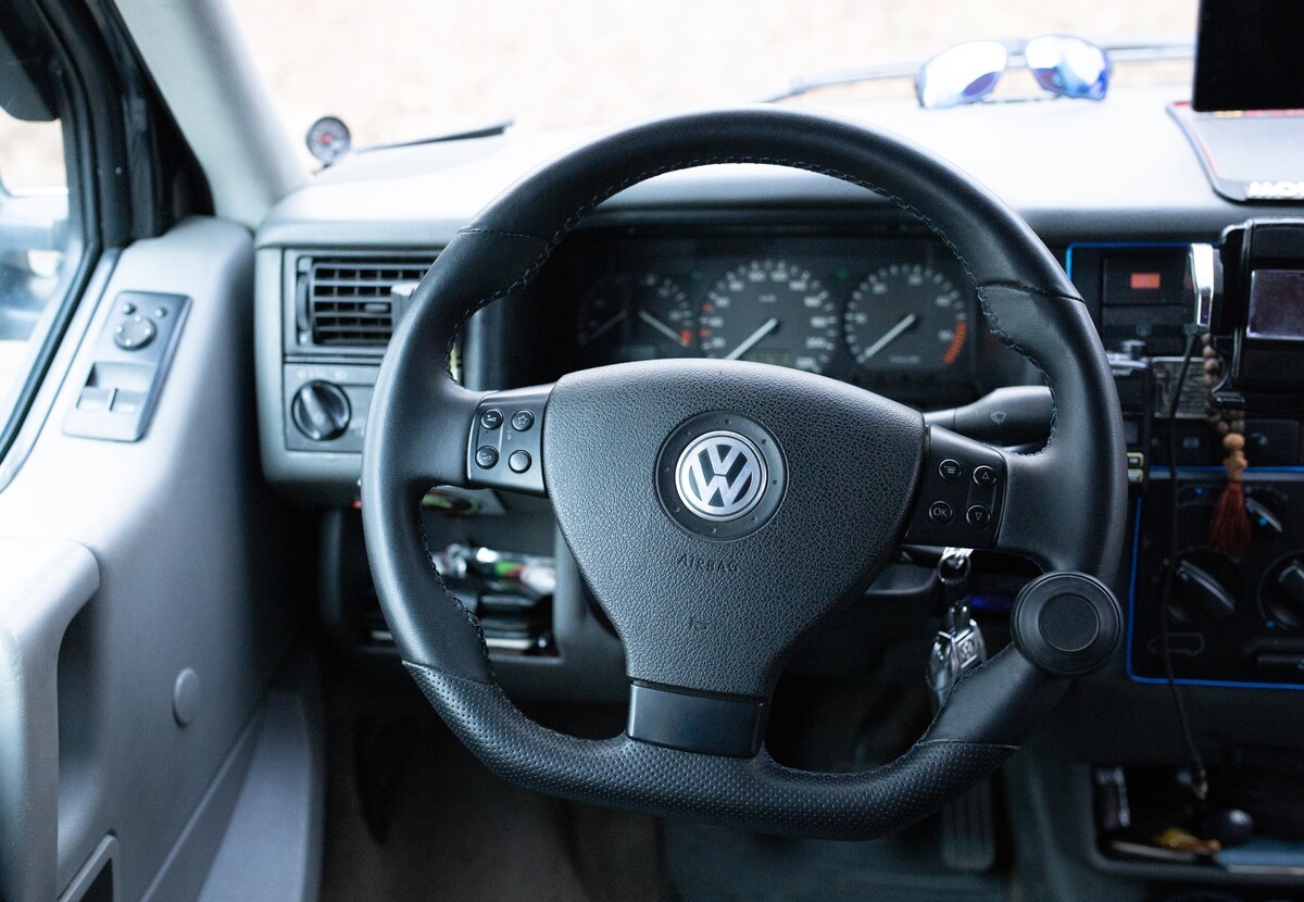 «Освобожден от транспортного налога». Белорус похвастался своим микроавтобусом VW T4 «Освобожден от транспортного налога». Белорус похвастался своим микроавтобусом VW T4