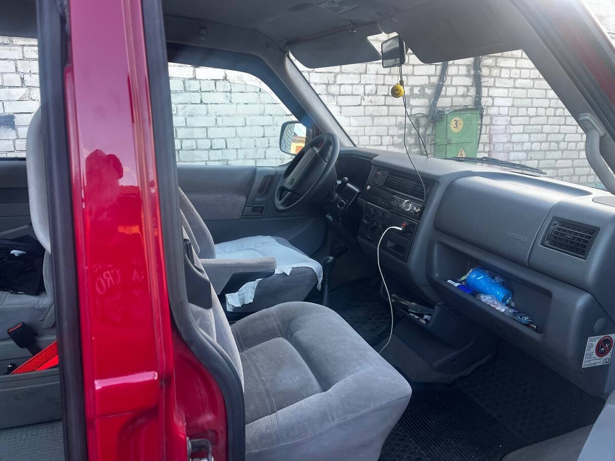 «Освобожден от транспортного налога». Белорус похвастался своим микроавтобусом VW T4 «Освобожден от транспортного налога». Белорус похвастался своим микроавтобусом VW T4