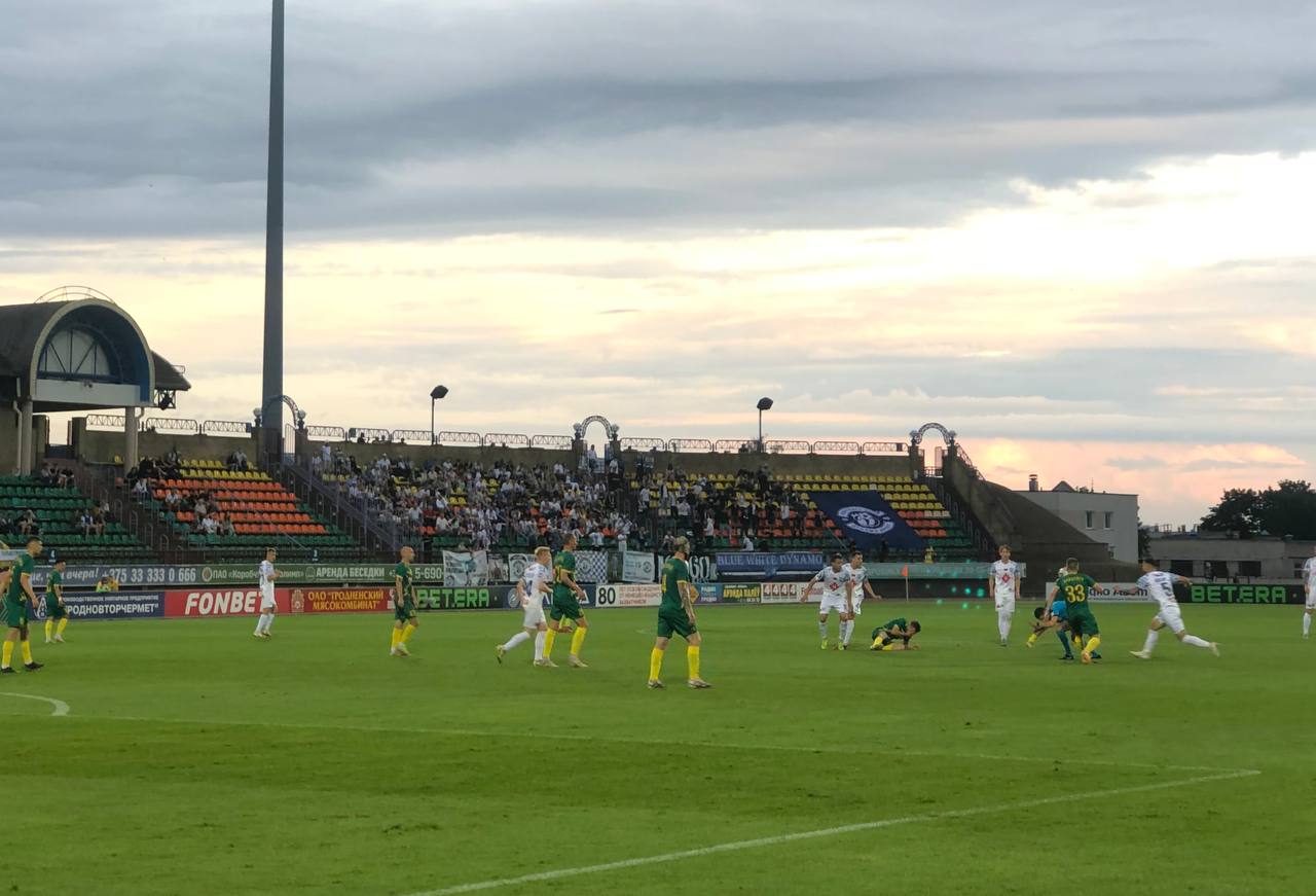 «Неман» на родном стадионе «всухую» обыграл брестское «Динамо»