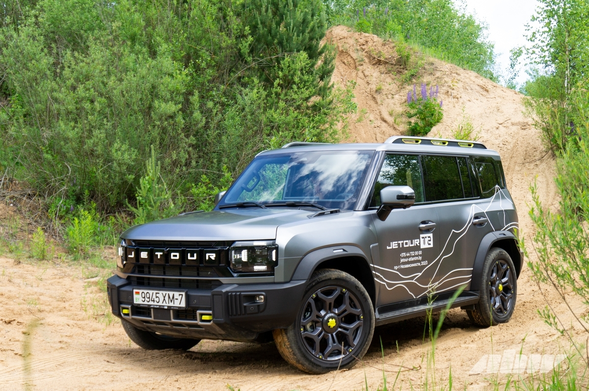 «Бэушка» из-за границы против новых авто: плюсы и минусы