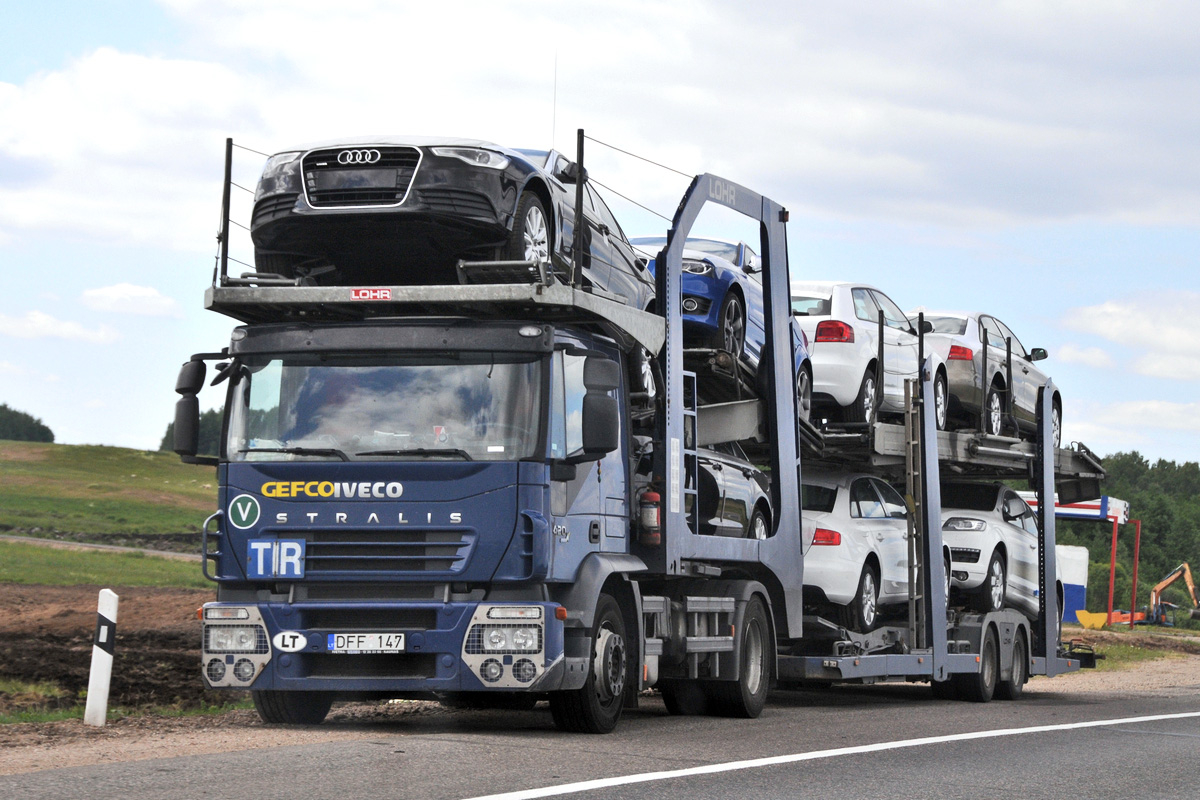 «Бэушка» из-за границы против новых авто: плюсы и минусы