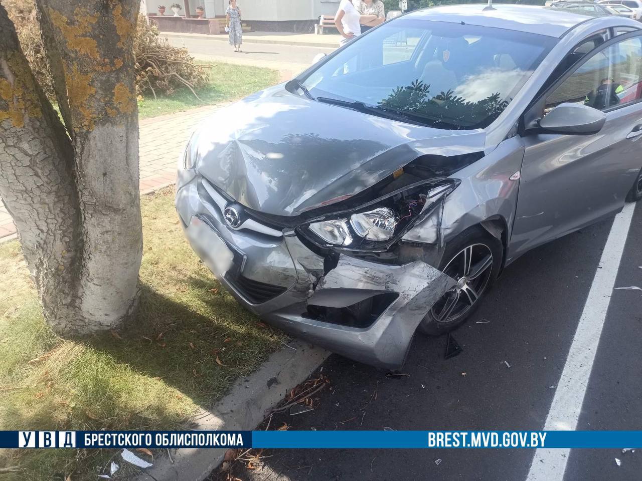 ДТП в Малорите: 72-летний водитель Peugeot не уступил дорогу автомобилю Hyundai