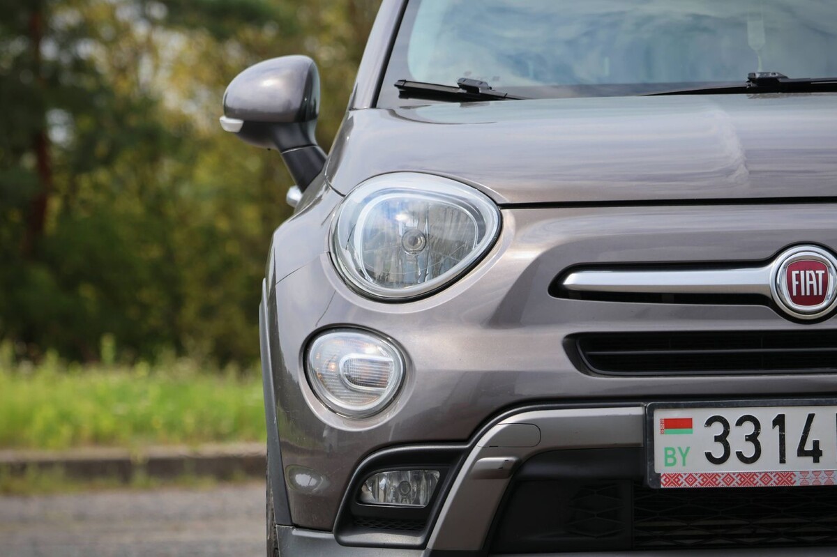 «Контрактный мотор из Владивостока — $600». Белорус пригнал Fiat 500X и четыре года не знает горя (почти)