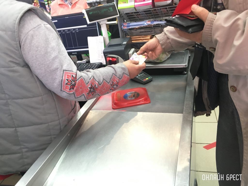 Узнали, какие продукты за год намного подешевели, а какие – резко подорожали Узнали, какие продукты за год намного подешевели, а какие – резко подорожали