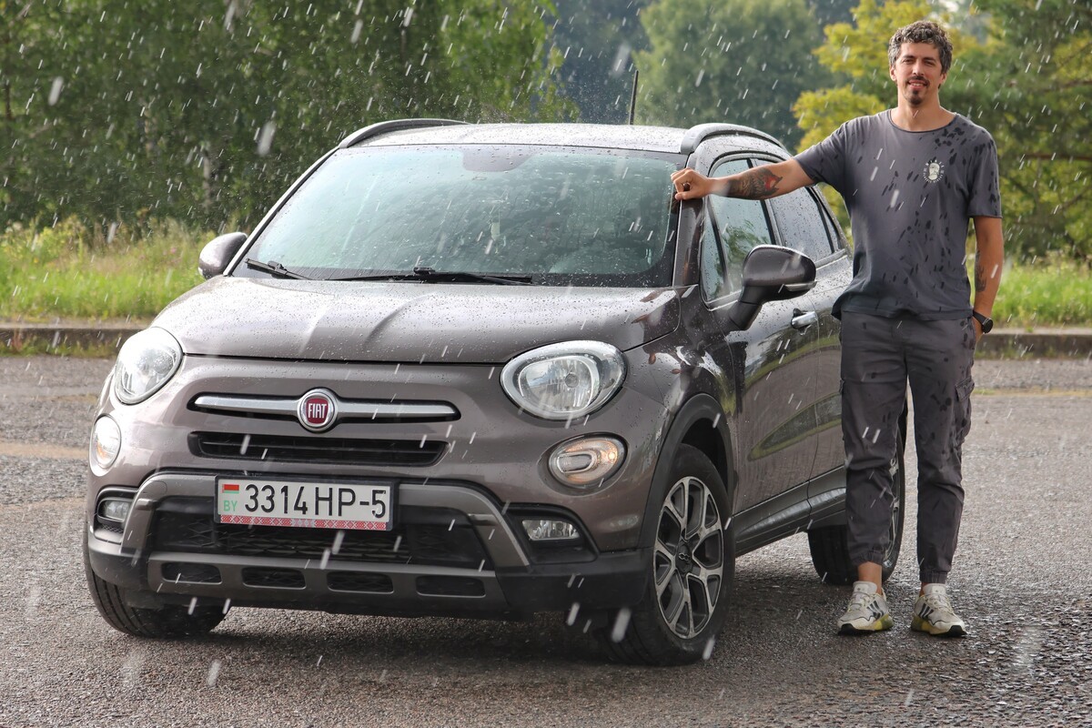 «Контрактный мотор из Владивостока — $600». Белорус пригнал Fiat 500X и четыре года не знает горя (почти)