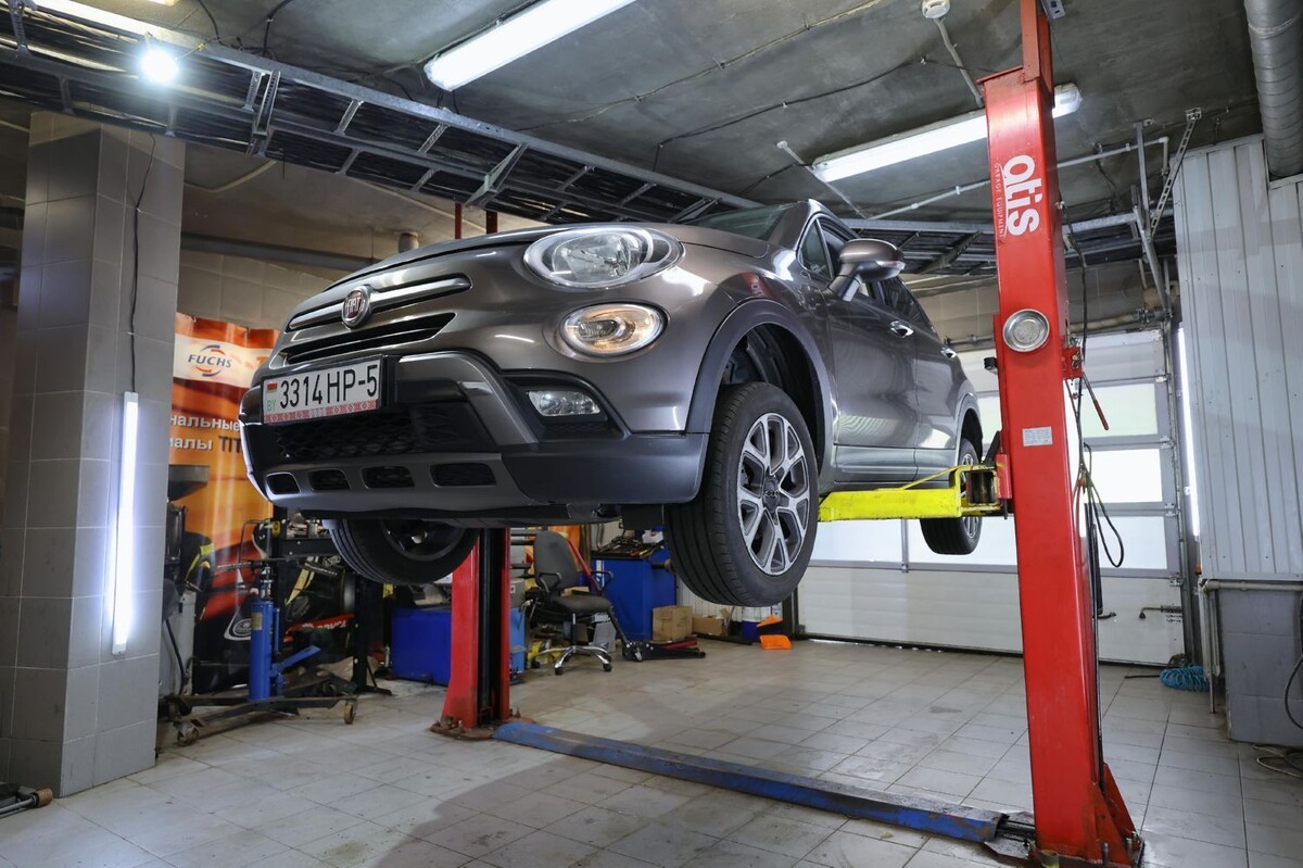 «Контрактный мотор из Владивостока — $600». Белорус пригнал Fiat 500X и четыре года не знает горя (почти)