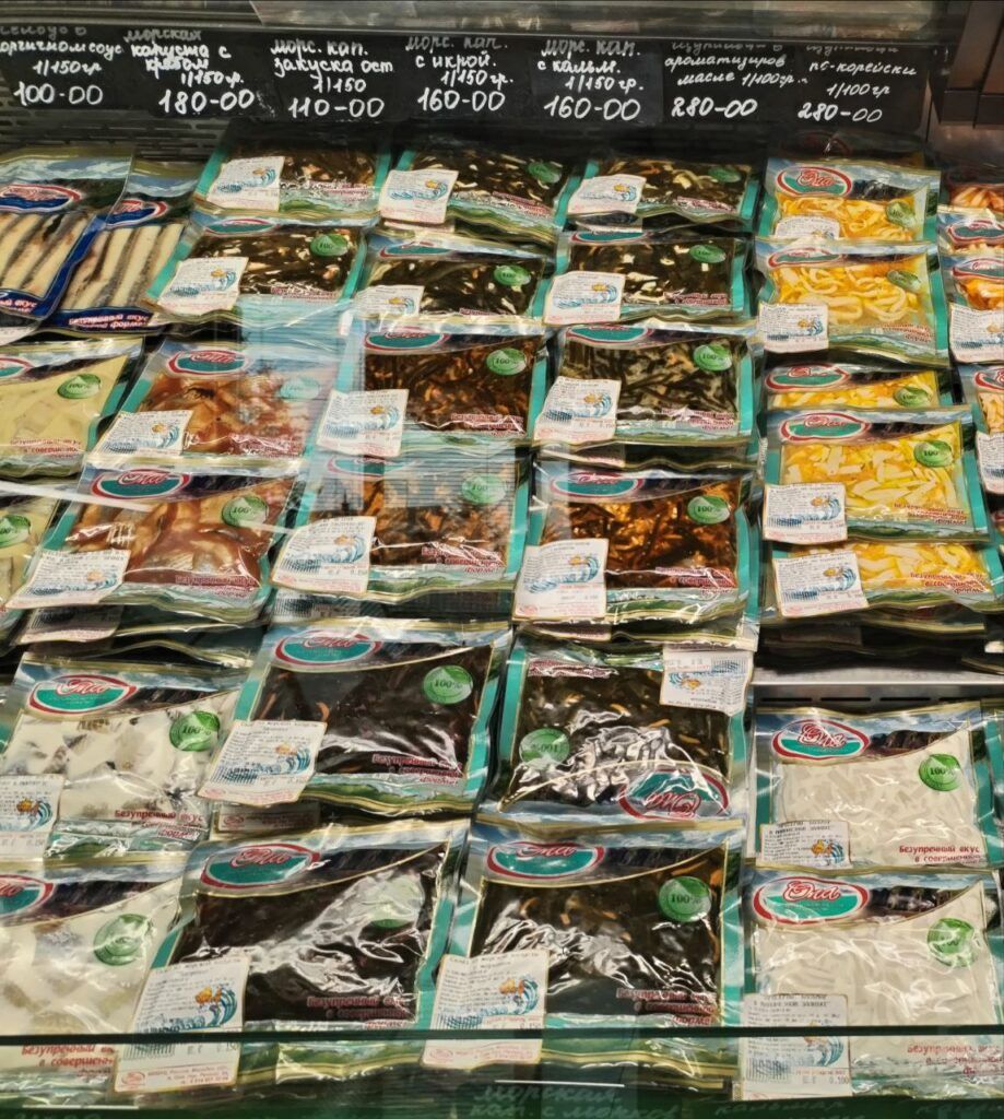 Белорусы собрали продуктовые корзины в Питере и Магадане и сравнили цены